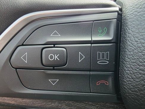 New 2025 Jeep Grand Cherokee L Limited w/ Trailer Tow Package image 16