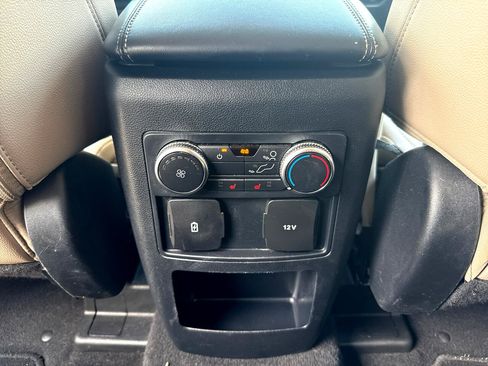 Used 2021 Ford Explorer Limited RWD image 14