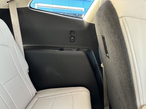 Used 2022 Buick Enclave Premium w/ Experience Buick Package image 35