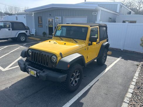 Used 2015 Jeep Wrangler Sport image 18