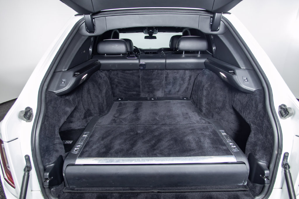 Used 2019 Rolls-Royce Cullinan AWD/4WD image 19