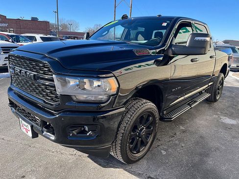 Used 2024 RAM 2500 Big Horn w/ Night Edition image 4