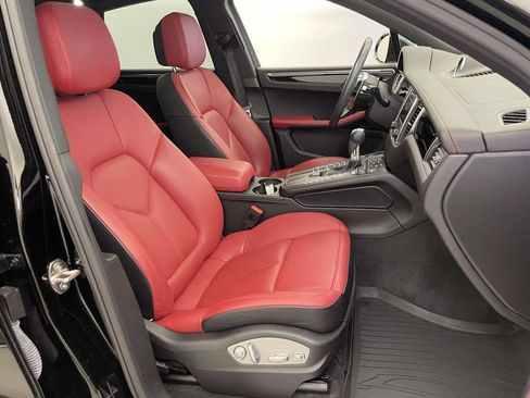 Used 2018 Porsche Macan S AWD/4WD image 19