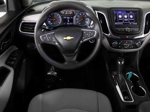 Used 2021 Chevrolet Equinox LS image 5