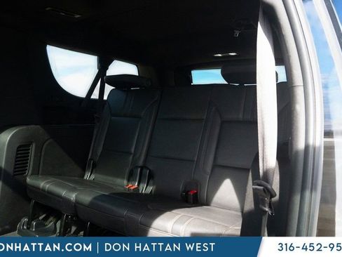 Used 2023 Chevrolet Suburban RST w/ Luxury Package image 23