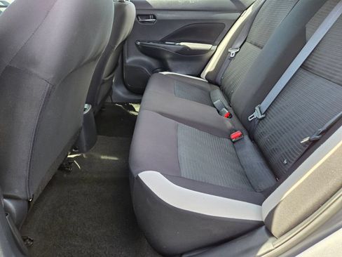 Used 2021 Nissan Versa SV FWD image 11