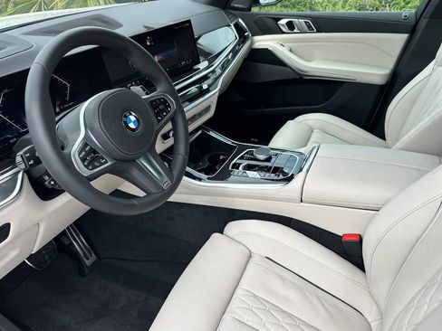 New 2026 BMW X5 xDrive40i w/ M Sport Package AWD/4WD image 9