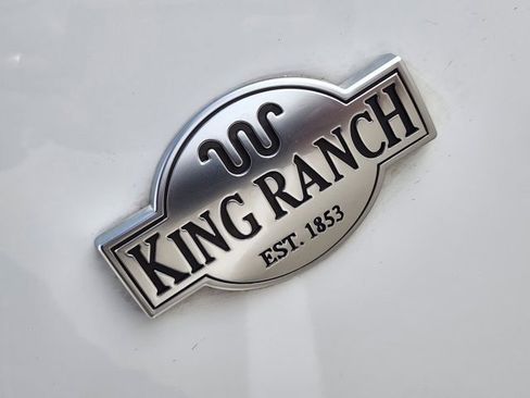 Used 2024 Ford Expedition King Ranch image 11