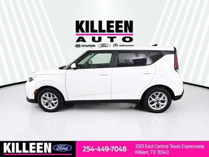 Used 2024 Kia Soul LX w/ Option Group 015