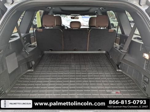 Used 2023 Lincoln Aviator Reserve w/ Equipment Group 201A image 12