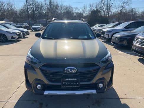Used 2025 Subaru Outback Limited image 2