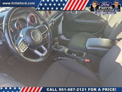 Used 2020 Jeep Wrangler Unlimited Sahara image 4