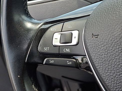 Used 2018 Volkswagen Jetta SE FWD image 21