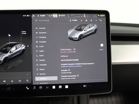 Used 2023 Tesla Model 3 Performance image 16