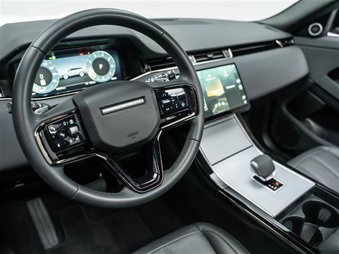 Used 2025 Land Rover Range Rover Evoque S AWD/4WD image 12