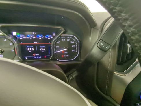 Used 2021 GMC Sierra 1500 SLT w/ SLT Premium Plus Package AWD/4WD image 29