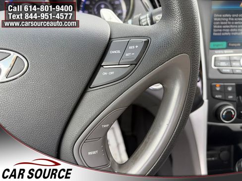 Used 2012 Hyundai Sonata Limited w/ Navigation Pkg FWD image 12