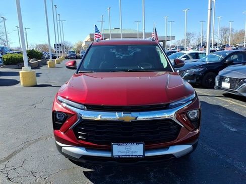 Used 2024 Chevrolet TrailBlazer LT AWD/4WD image 8