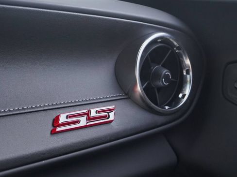 Used 2023 Chevrolet Camaro SS RWD image 36