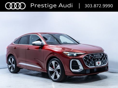 New 2025 Audi SQ5 Prestige image 9