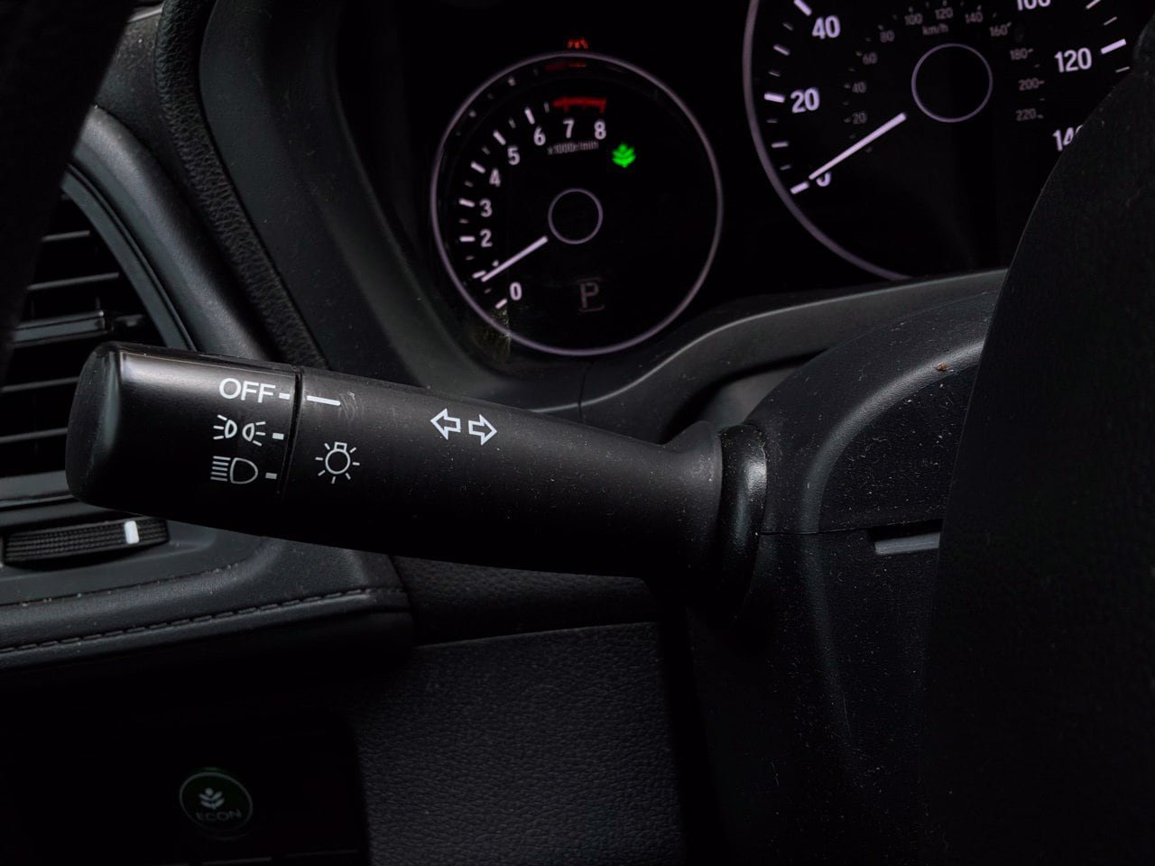 Used 2021 Honda HR-V LX image 29