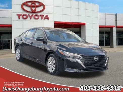 Used 2025 Nissan Sentra S image 1