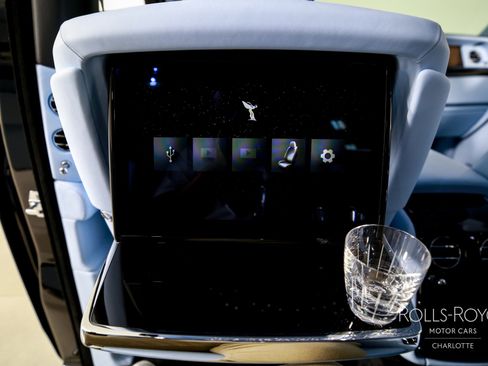New 2026 Rolls-Royce Phantom Sedan image 21