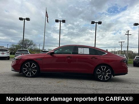 Used 2024 Honda Accord Touring image 2