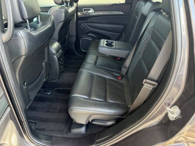 Used 2017 Jeep Grand Cherokee SRT AWD/4WD image 8
