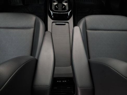 Certified 2022 Volkswagen ID.4 Pro S image 24