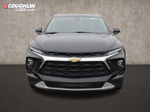 New 2025 Chevrolet Blazer LT w/ Convenience Package image 3