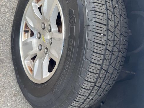 Used 2015 Chevrolet Silverado 1500 LT RWD image 6