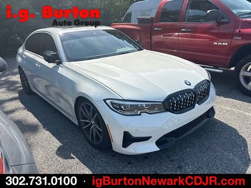 Used 2020 BMW 330i Sedan w/ Convenience Package RWD image 4