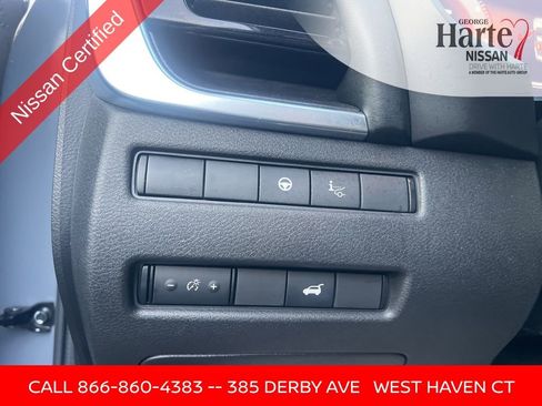 Used 2023 Nissan Rogue Platinum w/ Platinum Premium Package image 44