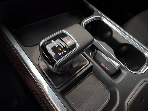 Certified 2024 GMC Sierra 1500 Elevation w/ LPO, Elevation Black Package AWD/4WD image 25
