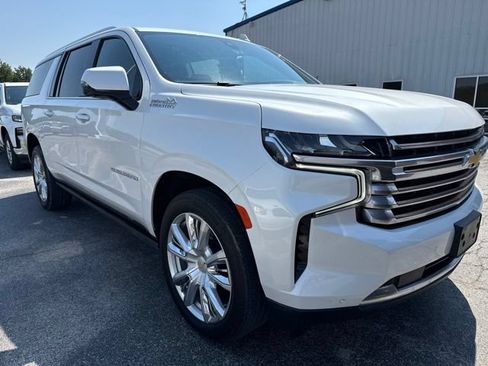 Used 2021 Chevrolet Suburban High Country w/ Premium Package RWD image 1