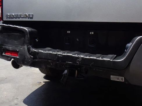 Used 2021 Honda Ridgeline RTL image 3