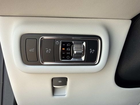New 2026 Lincoln Nautilus Premier w/ Equipment Group 102A AWD/4WD image 32