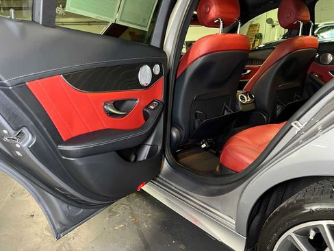 Used 2015 Mercedes-Benz C 300 4MATIC Sedan image 17