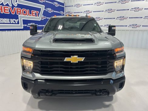 Used 2024 Chevrolet Silverado 3500 W/T AWD/4WD image 46