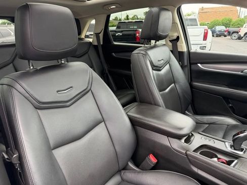 Certified 2018 Cadillac XT5 Luxury w/ Driver Awareness Package AWD/4WD image 16
