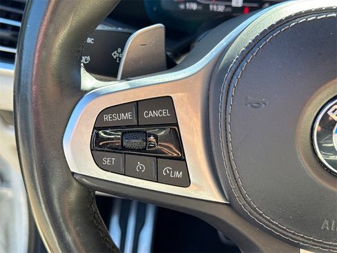 Used 2022 BMW X5 sDrive40i w/ M Sport Package image 25