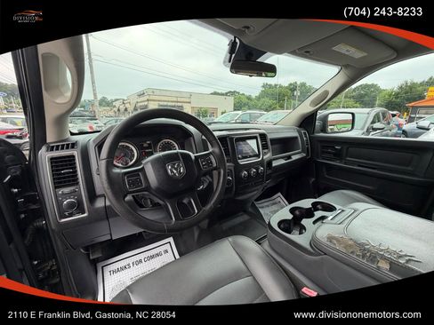 Used 2017 RAM 1500 Tradesman RWD image 16