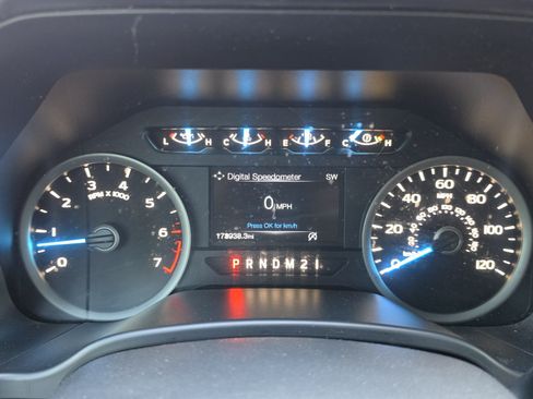 Used 2017 Ford F150 XLT w/ Equipment Group 301A Mid AWD/4WD image 20