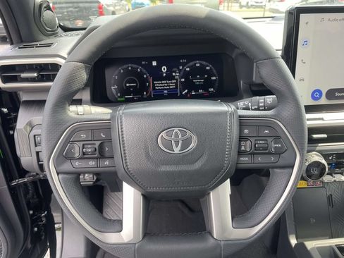 New 2026 Toyota 4Runner Platinum AWD/4WD image 15