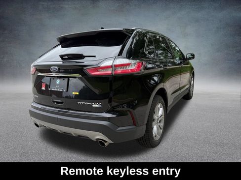 Used 2019 Ford Edge Titanium AWD/4WD image 6