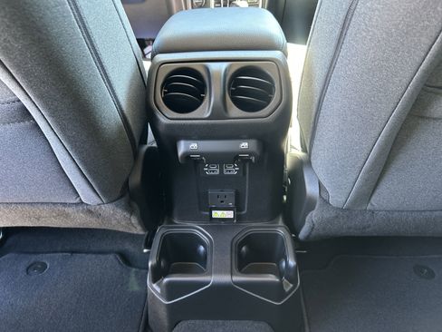 New 2025 Jeep Gladiator Sport image 49