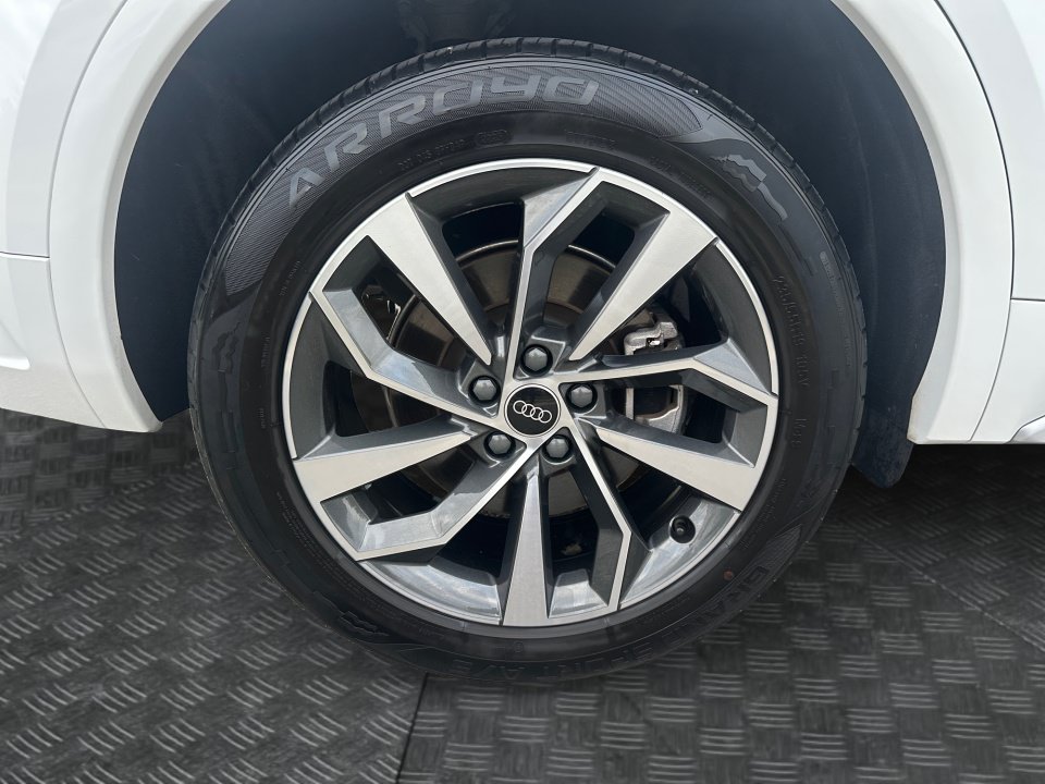 Used 2023 Audi Q5 2.0T Premium Plus AWD/4WD image 23