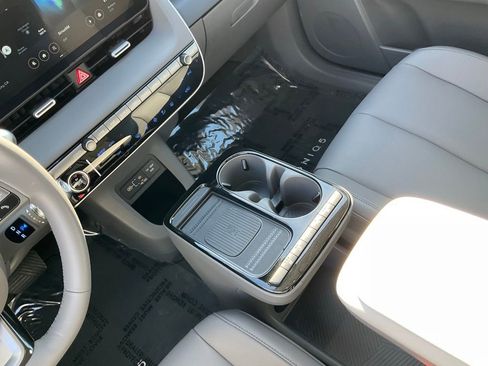 Used 2025 Hyundai Ioniq 5 SEL image 44