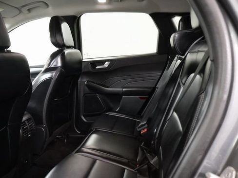 Used 2025 Ford Escape Platinum AWD/4WD image 28